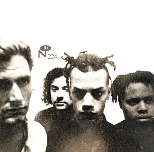 Majesty Crush- Butterflies Don't Go Away